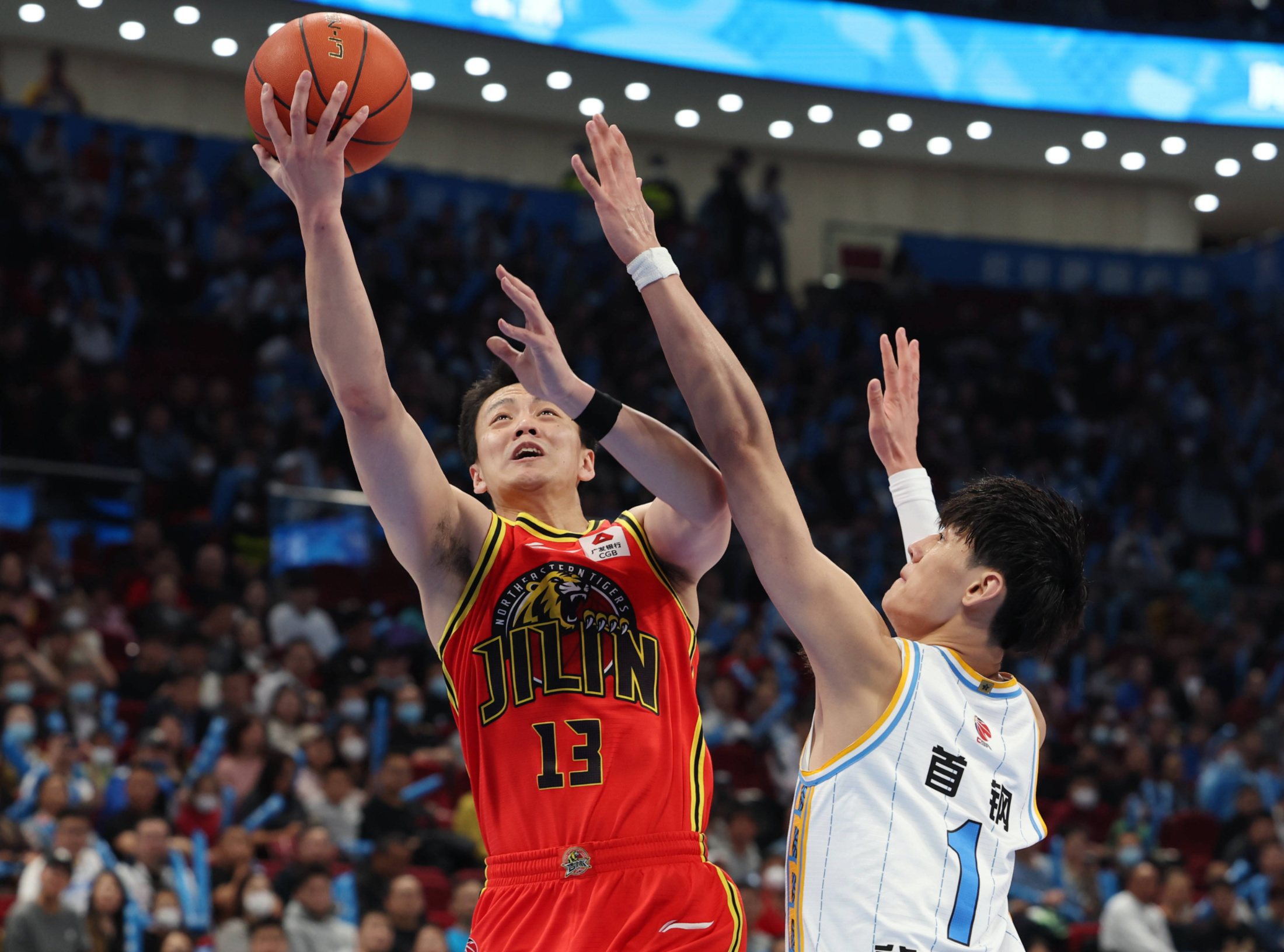北京男篮力克广州队，继续保持稳定